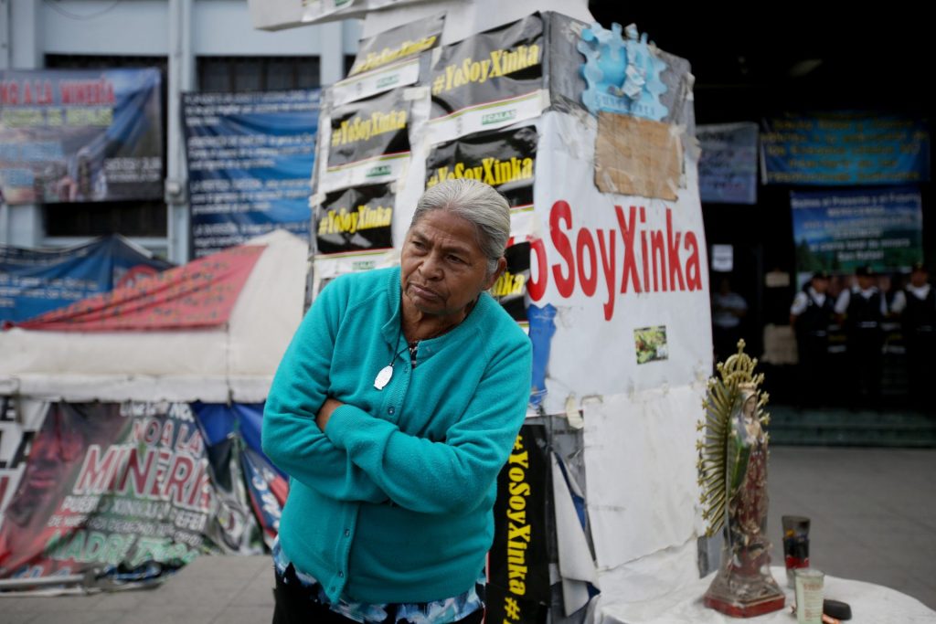 Empleados de minera exigen al Constitucional guatemalteco que resuelva amparo