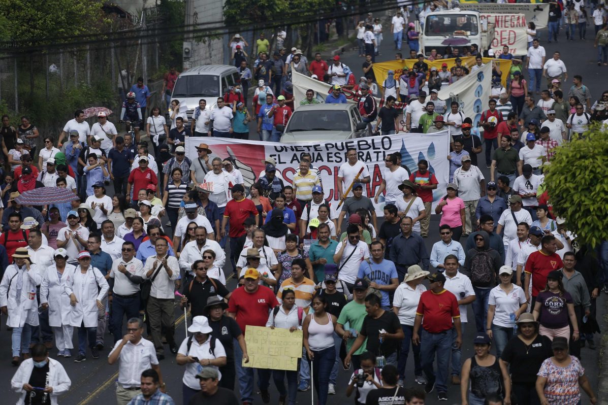 Privatización del agua