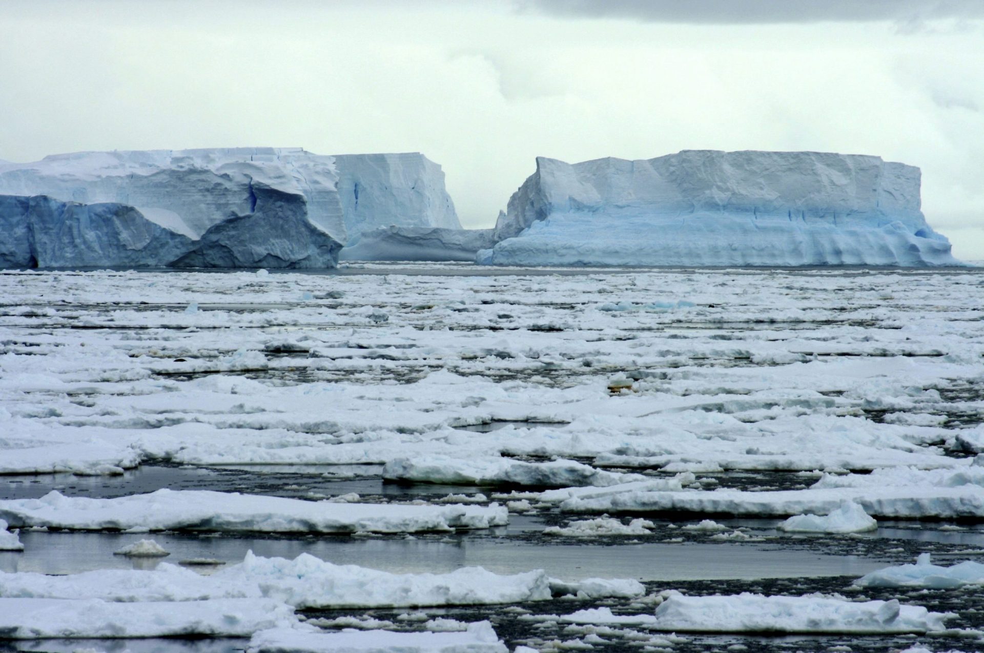Glaciar Humbolt en Groenlandia. EFE/Nick Cobbing/Greenpeace