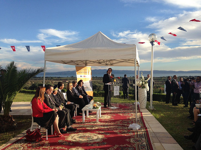 Youssef Chahed, Head of Government of Tunisia, Federica Mogherini, High Representative of the European Union for Foreign Affairs and Security Policy and Vice-President of the European Commission, and Fathallah Sijilmassi, Secretary General of the Union for the Mediterranean (UfM), gathered on 1 November in Bizerte to launch the “Integrated Programme for the Protection of Lake Bizerte against Pollution”, labelled by the 43 UfM Member States.