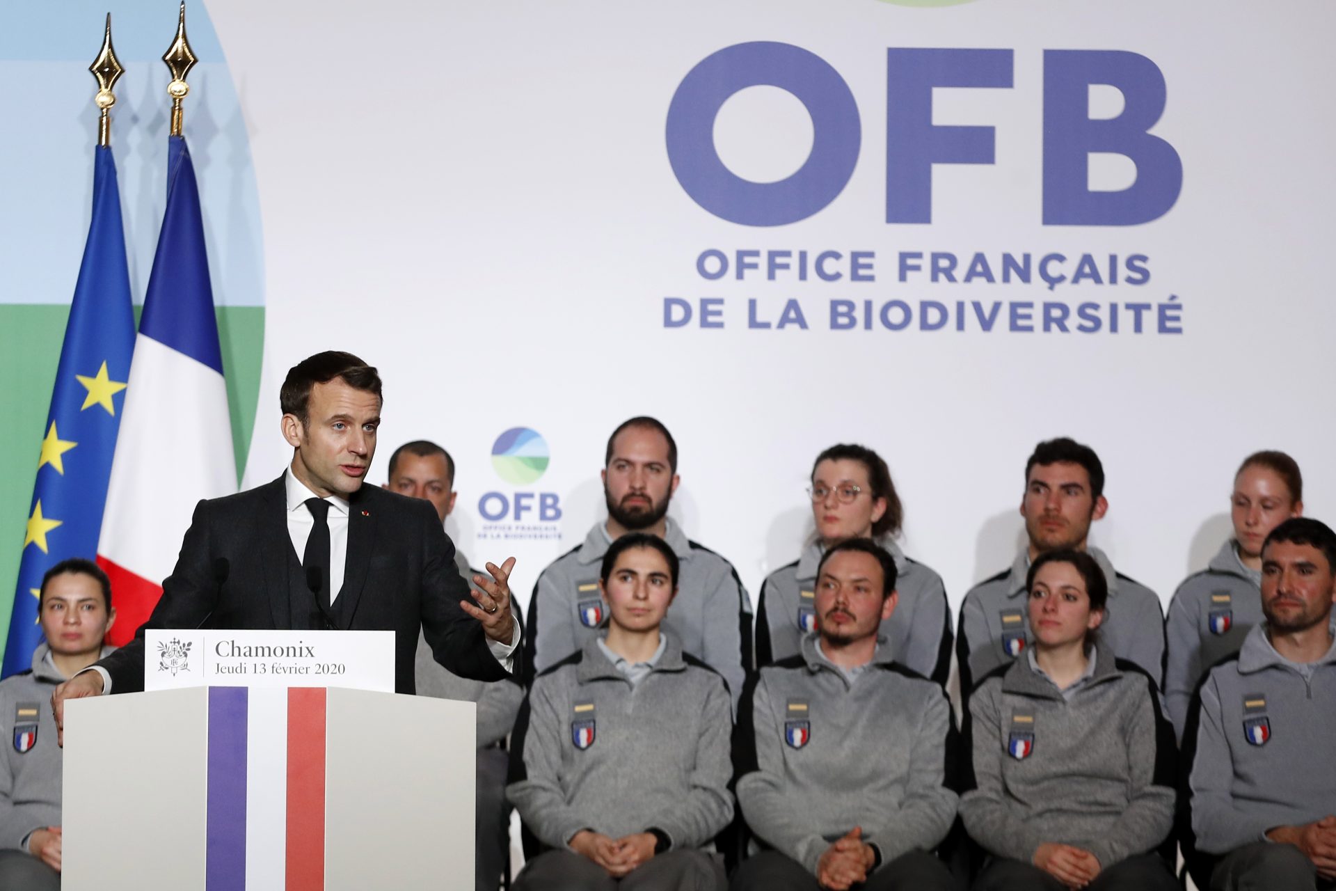 Macrón lanza una campaña medioambiental ante lo que será "el combate de este siglo"