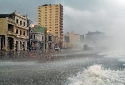 El huracán Rita produjo en 2005 aguaceros torrenciales y penetraciones del mar en la costa norte de La Habana.