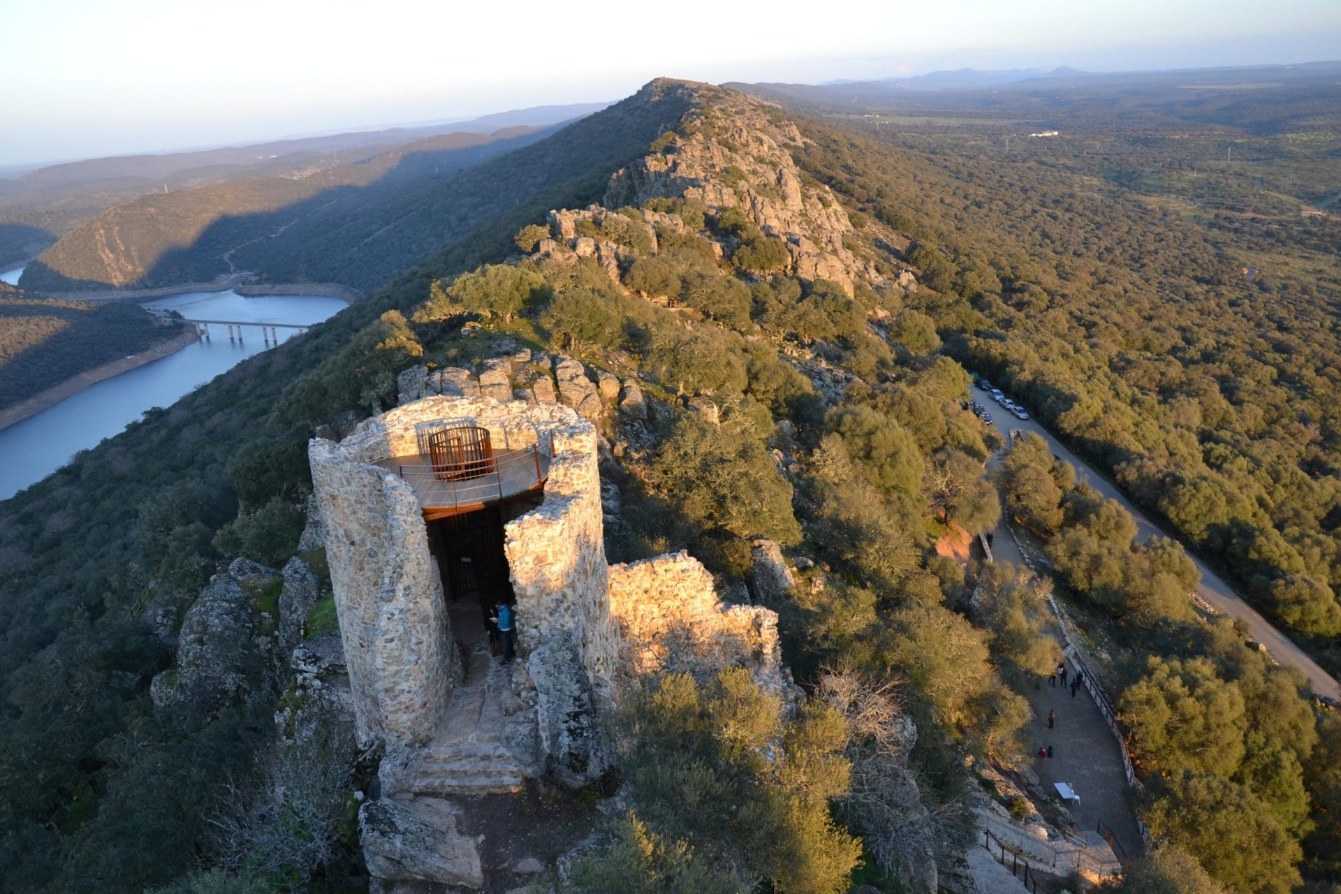 Imagen panorámica del Parque Nacional de Monfragüe. FOTO: Raúl Casado/EFE
