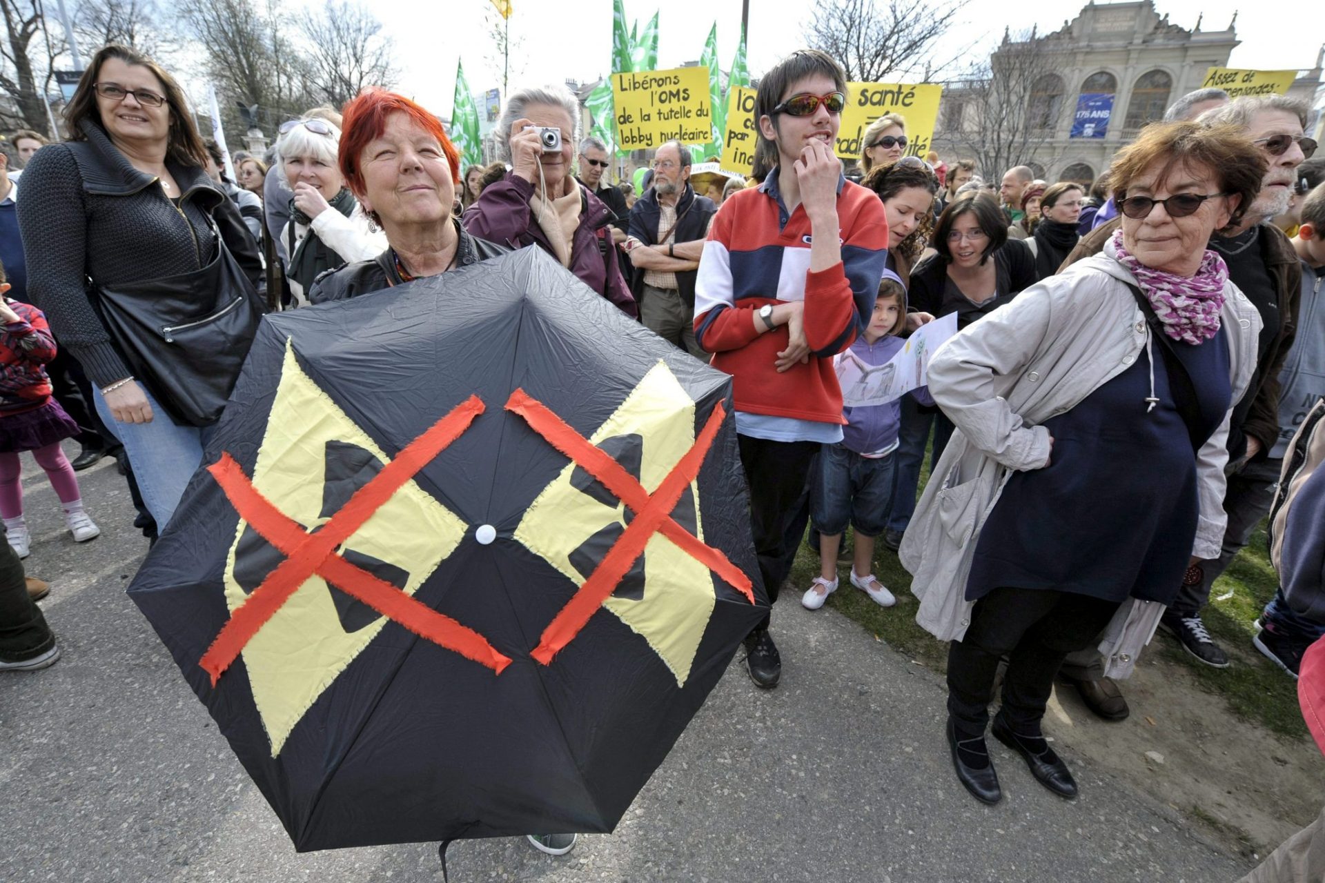 Protesta anti nuclear en Ginebra,