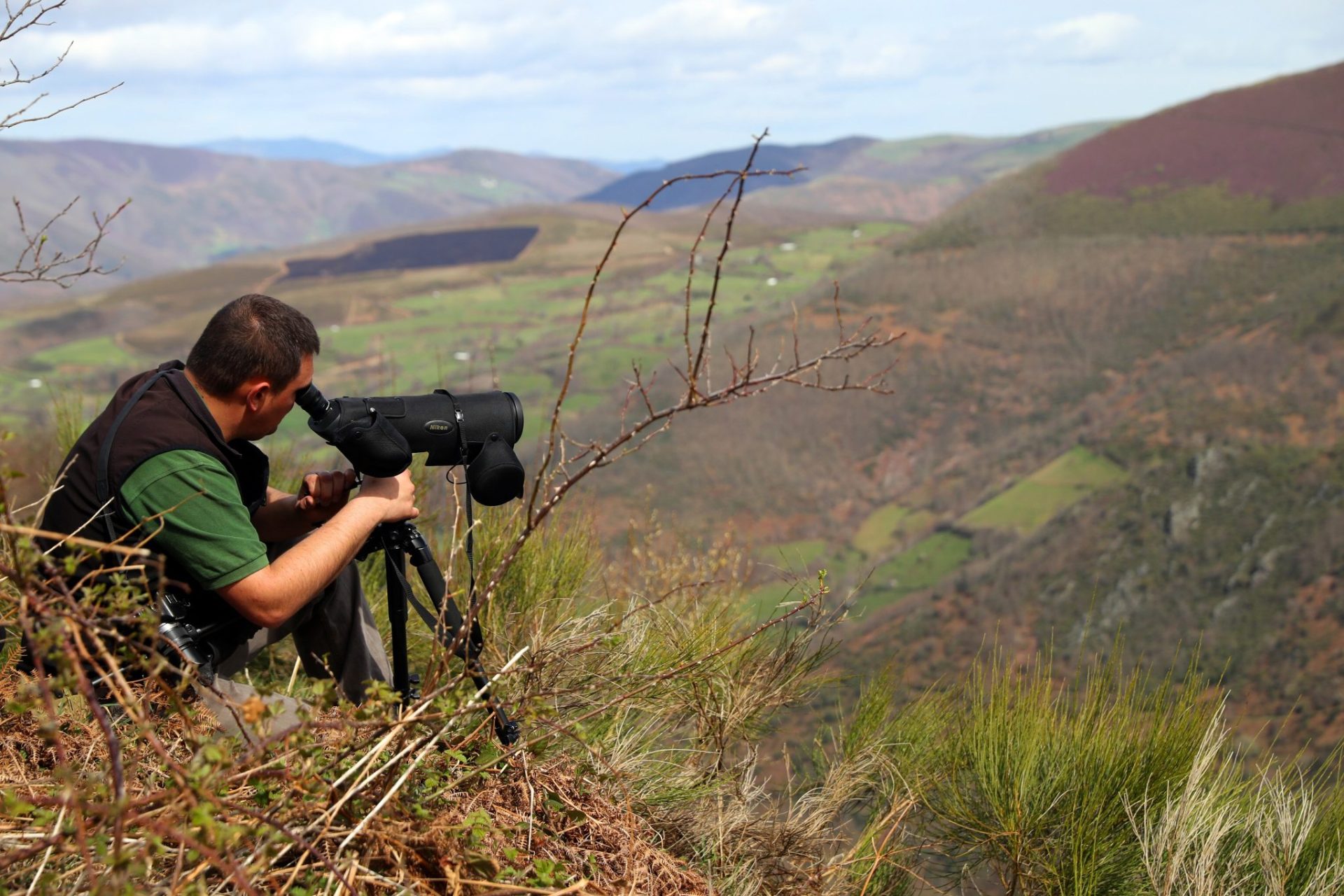 Víctor García. Ecoturismo y oficios tradicionales. Rostros de la Naturaleza. Trabau (Asturias). Foto: JJ Guillén (EFE).