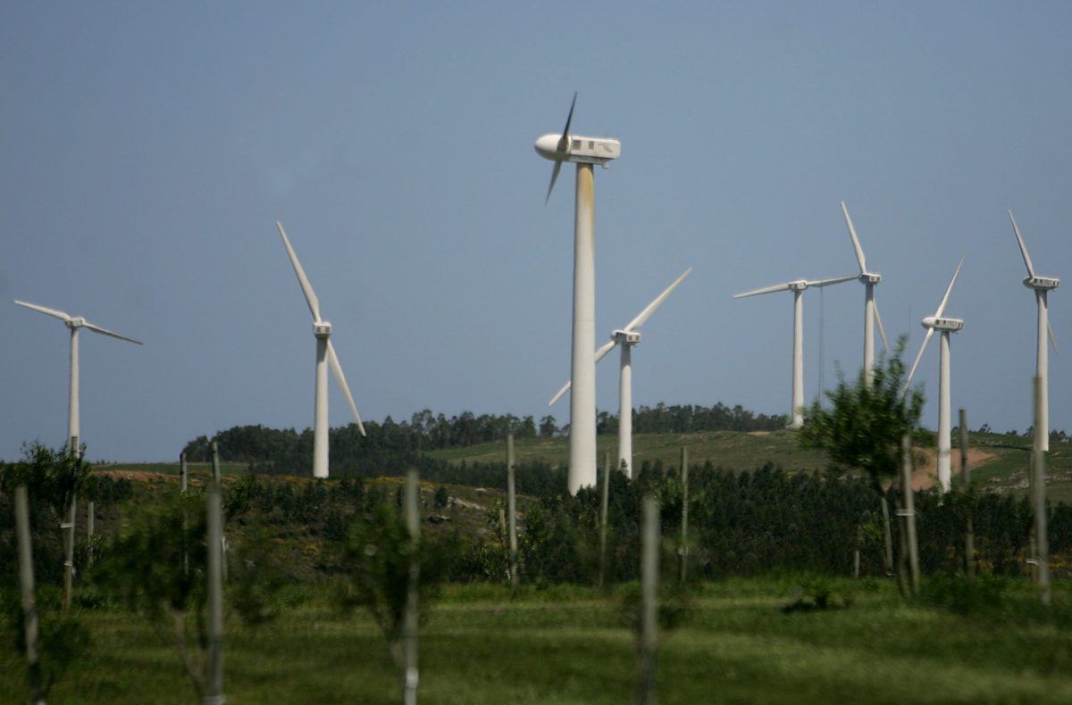 El 56,5% de la energía eléctrica de Uruguay procedía de energías renovables en 2015.