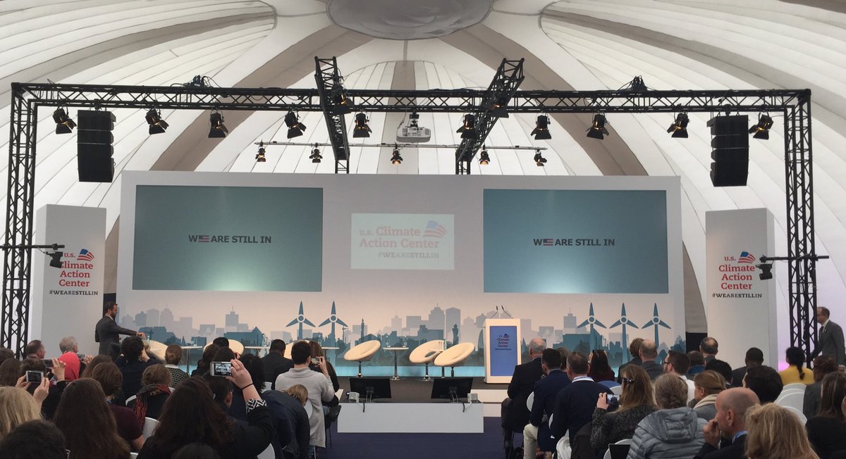 Momento de la presentación de la iniciativa estadounidense #WeAreStillIn en la COP23 de Bonn. 