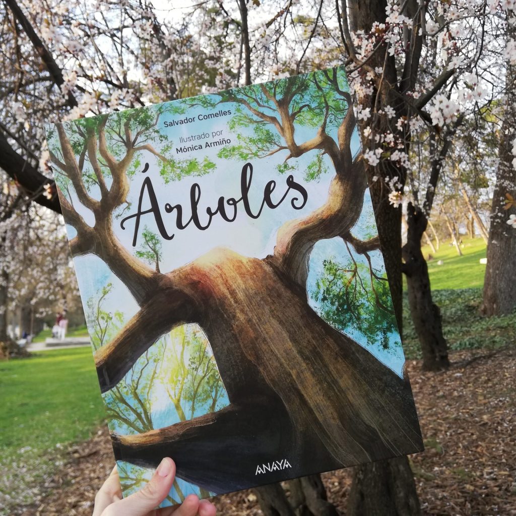 Portada del libro 'Árboles' de Salvador Comelles. EFE/Anaya