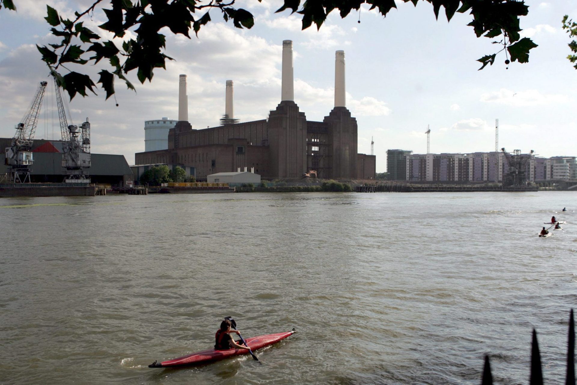 Antigua central eléctrica de Battersea en Londres, que cerrará sus centrales de carbón.