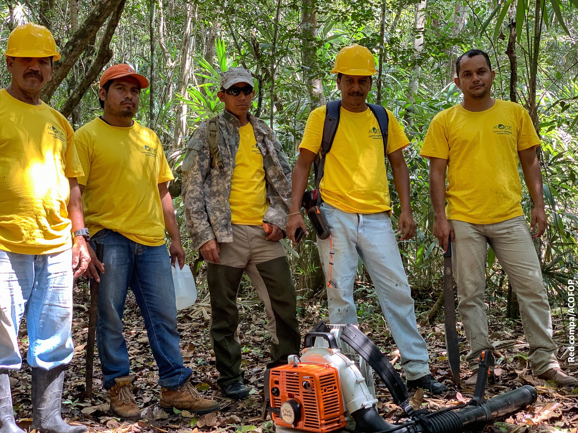 Bomberos comunitarios en concesiones forestales de Guatemala