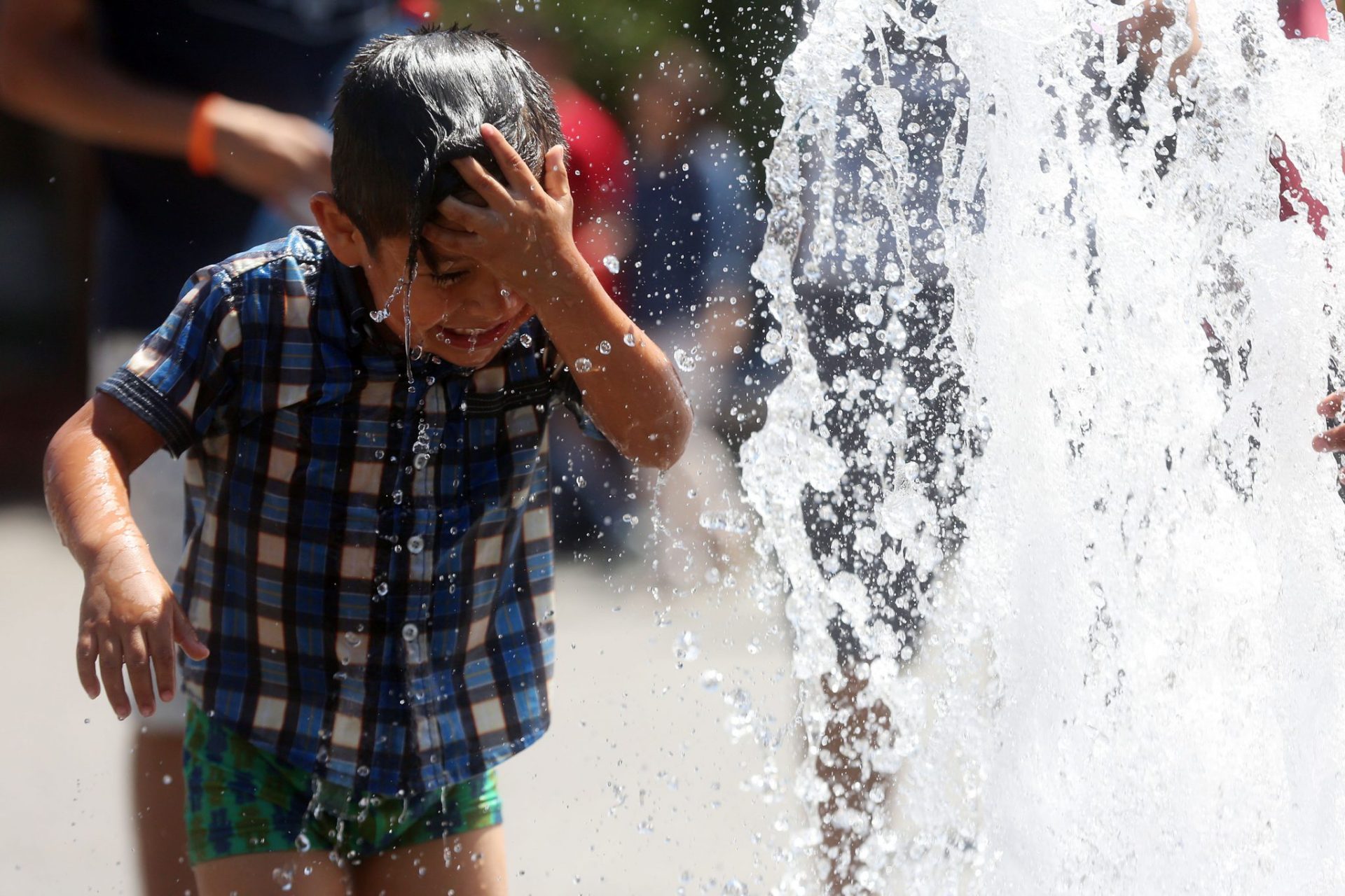 Alerta en el centro de Chile por una ola de calor.
