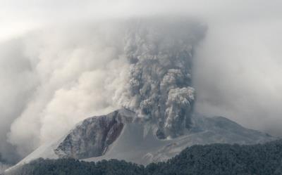 Excepto huracanes, Chile tiene todas las emergencias. Por eso hemos desarrollado diversas capacidades bajo un paraguas que es el Plan Nacional de Protección Civil, señala Toro. 