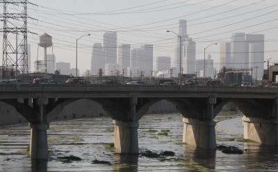 Contaminación sobre Los Ángeles en una foto de archivo.