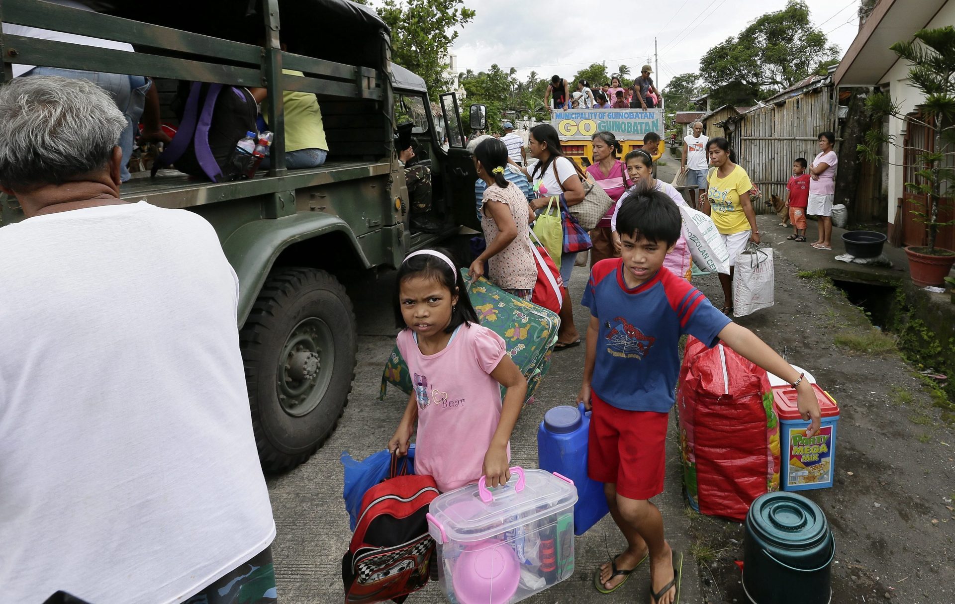 EL VOLCÁN MAYON DE FILIPINAS SIGUE REGISTRANDO UN ASCENSO EN SU ACTIVIDAD. EFE DENNIS M. SABANGAN