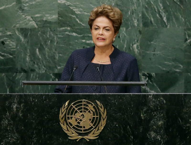 La presidenta de Brasil, Dilma Rousseff, en la sede de las Naciones Unidas durante la Cumbre del Desarrollo Sostenible.