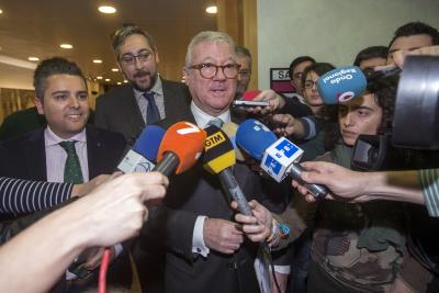 La Comisión de investigación concluye tras más de un año de trabajo y más de 40 comparecientes, entre ellos, Valcárcel, ex presidente regional.