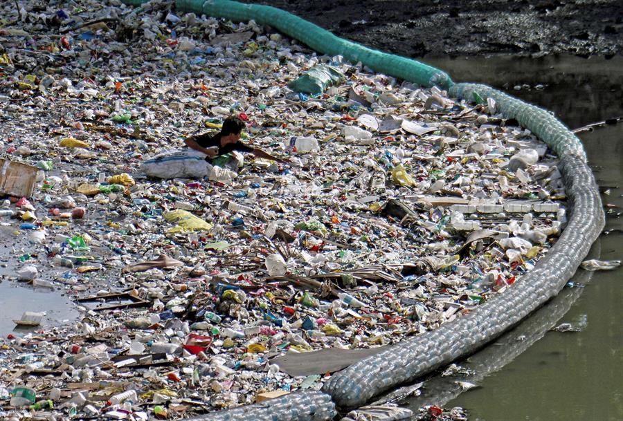 mar basura plásticos