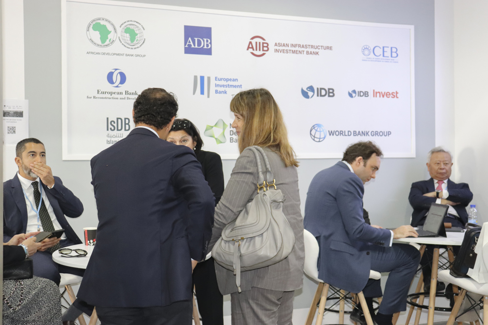 Vista de los participantes en el foro relativo a la financiación para la adaptación del sector privado latinoamericano en la cumbre del clima COP27 que se desarrolla en la ciudad egipcia de Sharm el Sheij. El sector privado en América Latina tiene un "gran rol" para jugar a la hora de adaptar a la región al cambio climático y dotarla de una resiliencia que ya es un activo importante para los inversores globales.-EFE/ Álvaro Mellizo