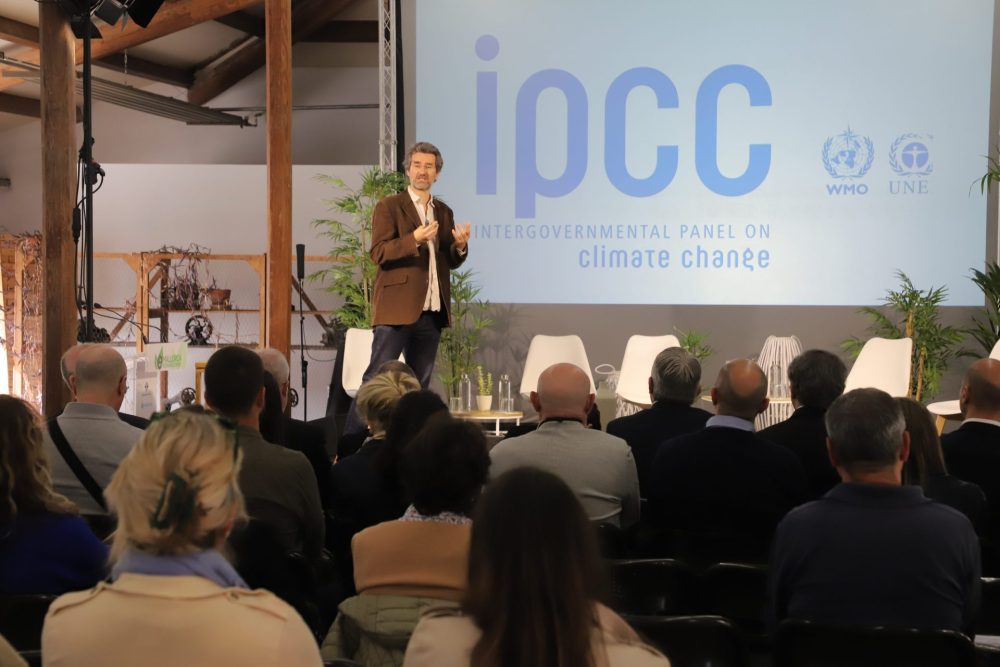 Pau de Vilchez propone medidas fiscales para las rentas que generan más emisiones. Foto Morey. Cedida por Grupo Serra del eForum