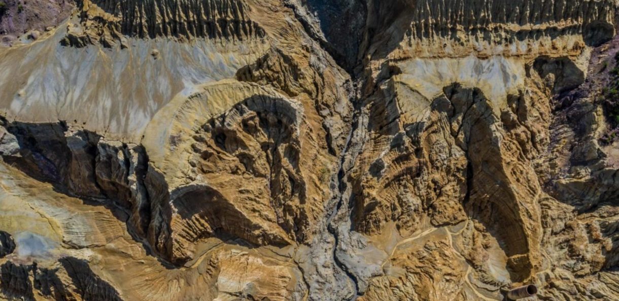 Aérea de antigua mina de cobre con restos de roca deteriorada en el estado de Sonora, México (Imagen: Luis Gutiérrez / Alamy)