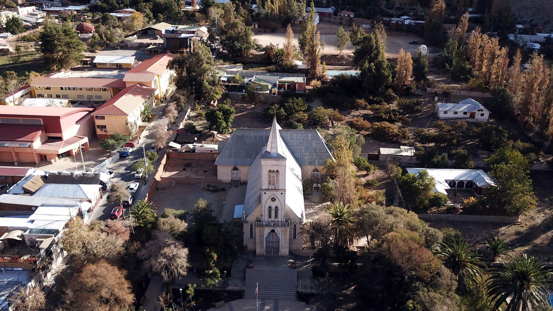 Fotografía de la Iglesia Nuestra Señora del Rosario, el 14 de junio 2023 en el Valle del Elqui, en la región de Coquimbo (Chile). El Valle del Elqui, ubicado al norte de Chile, es un oasis entre montañas que destaca por su misticismo, cielos estrellados, el buen pisco y ser el hogar de la poetisa Gabriela Mistral. EFE/ Rodrigo Saez 