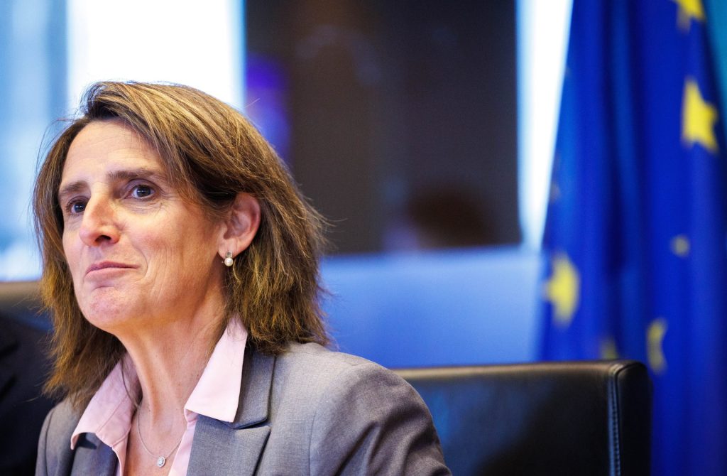 Brussels (Belgium), 24/10/2023.- Spanish Minister of ecological transition and demographic challenge Teresa Ribera Rodriguez listens and answers questions by MEP's on a waste directive in the European Parliament in Brussels, Belgium, 24 October 2023. (Bélgica, Bruselas) EFE/EPA/OLIVIER MATTHYS