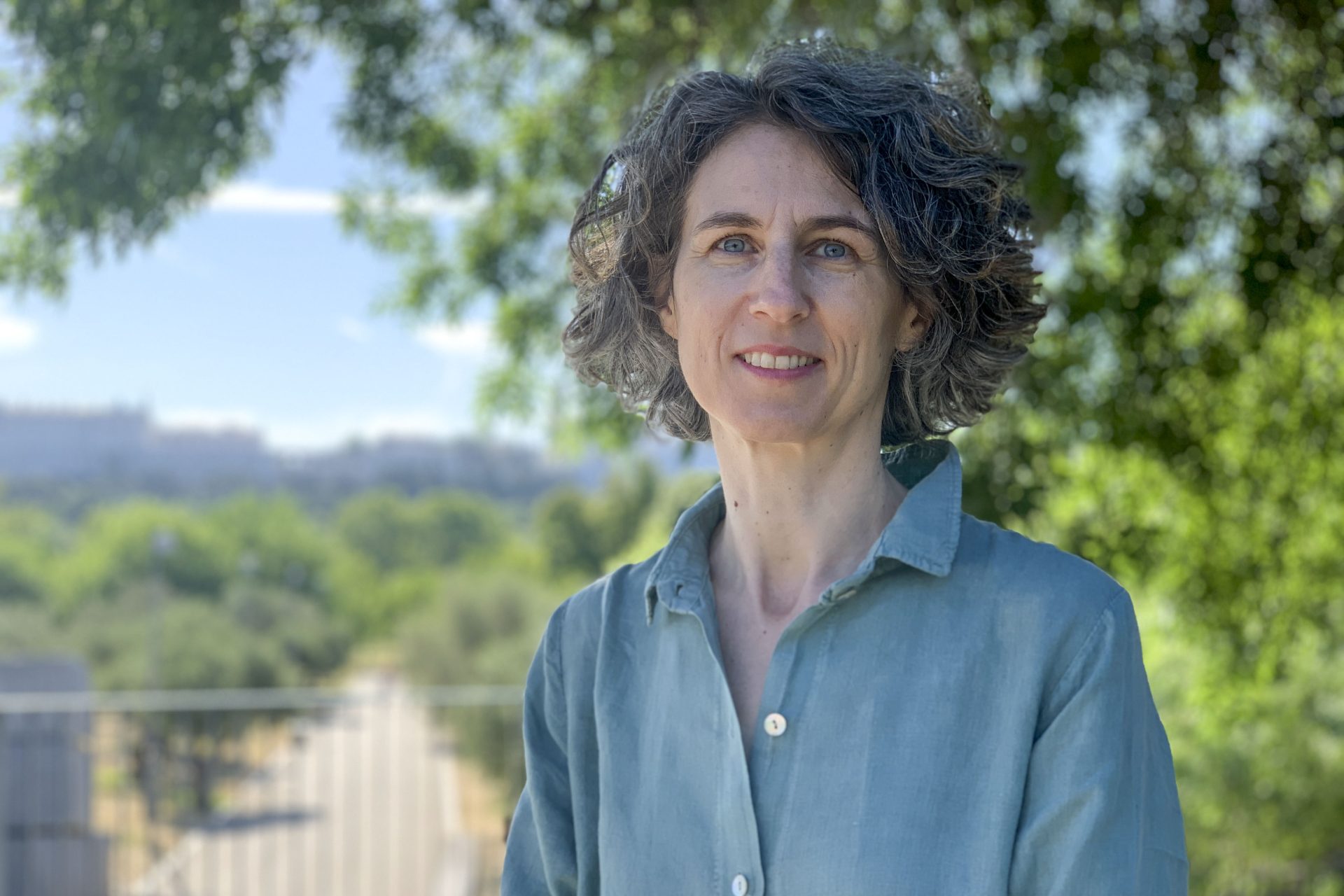  No existe una receta mágica para paliar la escasez de agua. En un escenario de cambio climático como el actual, con sequías que ganarán en duración, magnitud e intensidad, atajar el estrés hídrico implica un abordaje global del problema, porque los enfoques aislados tienen un alto riesgo de fracaso. Una adecuada planificación y gestión del agua, la protección de ríos y acuíferos, reducción del consumo y conciencia de que el agua es un recurso limitado, son alguna claves para prepararnos mejor ante la sequía, ha explicado Lucía De Stefano, profesora de Hidrogeología en la Universidad Complutense de Madrid. EFE/Lucía De Stéfano/SOLO USO EDITORIAL/SOLO DISPONIBLE PARA ILUSTRAR LA NOTICIA QUE ACOMPAÑA (CRÉDITO OBLIGATORIO)