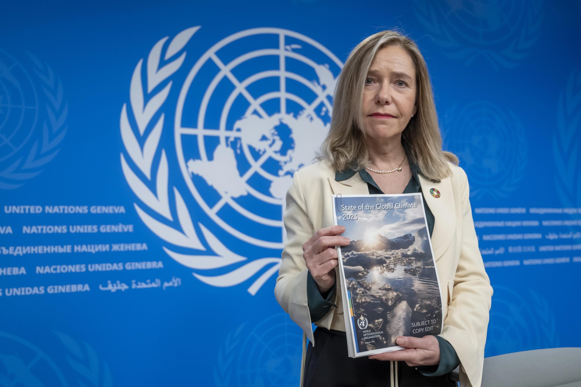 EFE/EPA/MARTIAL TREZZINI