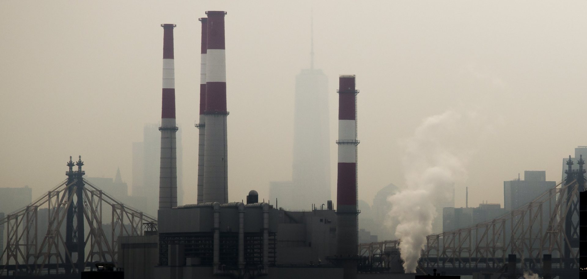 Fotografía de archivo de contaminación en Nueva York (EE.UU.). EPA/JUSTIN LANE