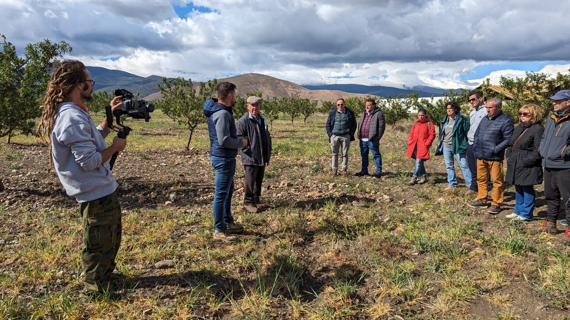 Agricultores de la Asociación AlVelAl reunidos. Cedida.