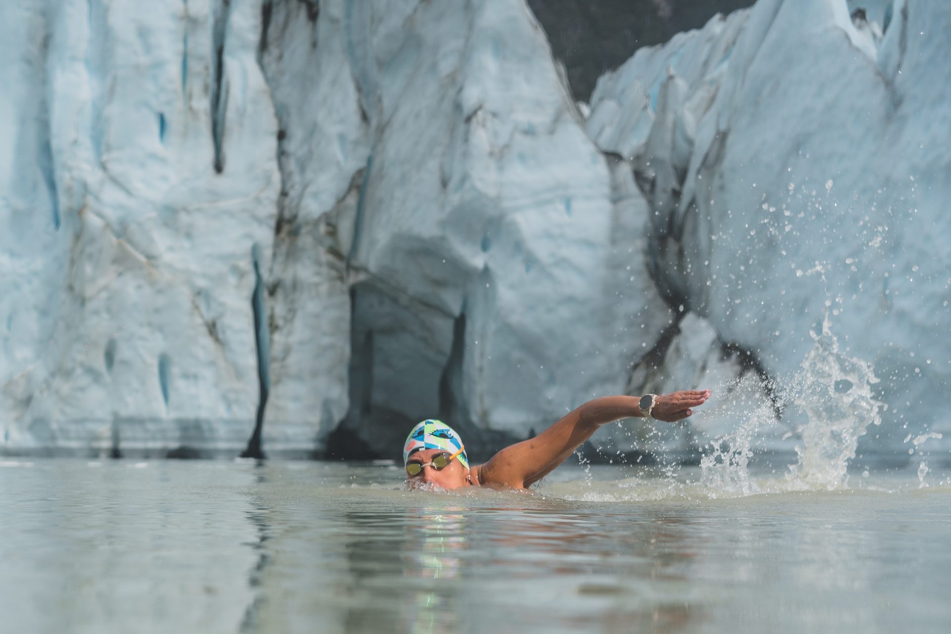 Fotografía cedida que muestra a la nadadora extrema (chilena) Bárbara Hernández. EFE/Ulises Zacarias Yañez Lizana 