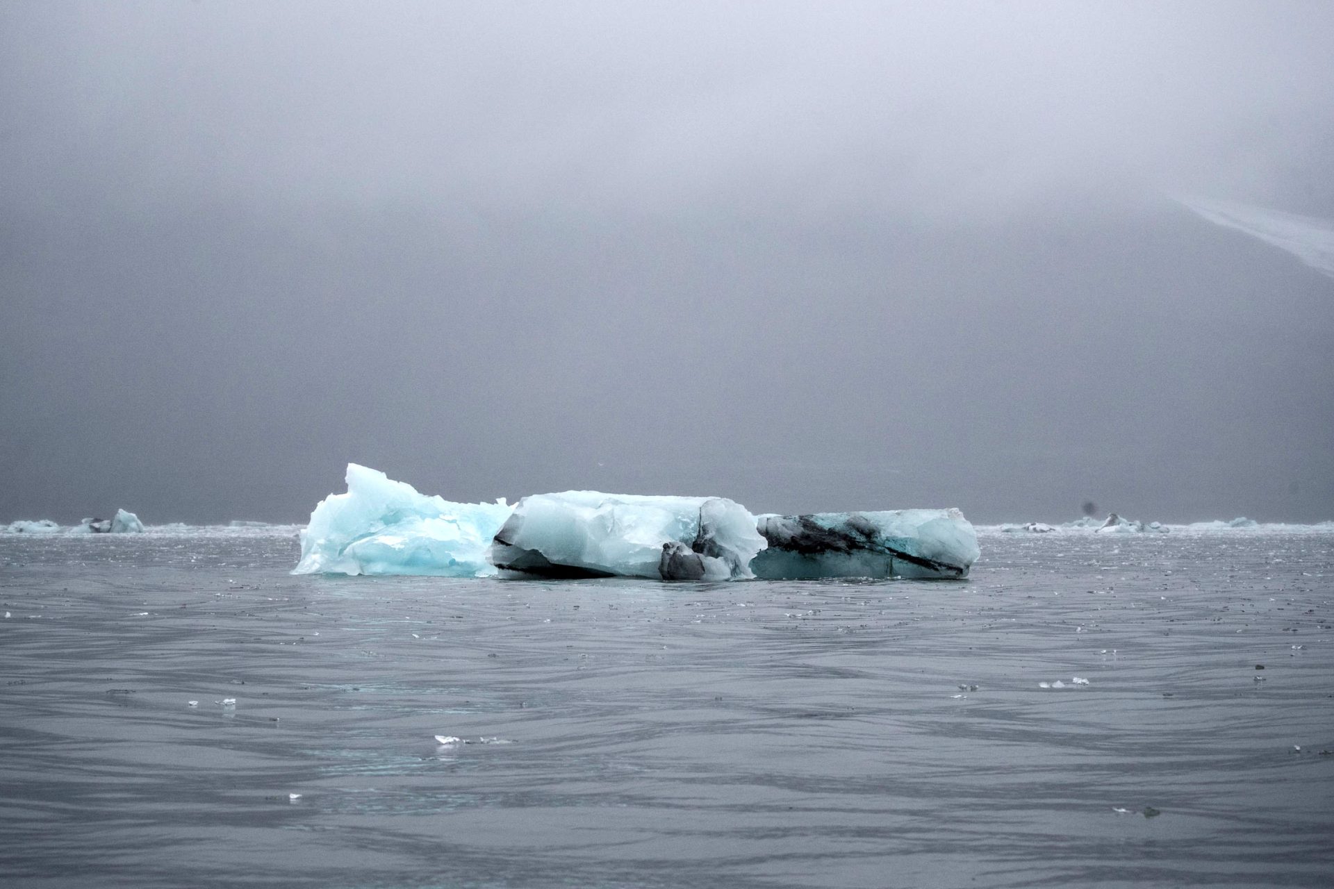 Svalbard Islands (Norway), 29/08/2024.- An iceberg in the waters in front of the front of the Borebreen glacier in the Svalbard Islands, Norway, 30 August 2024. (Noruega) EFE/EPA/EMANUELE VALERI
