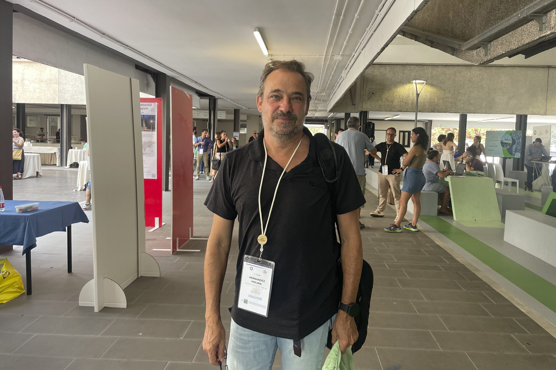 El geólogo español Javier Hernández-Molina, este martes durante una entrevista con EFE en Bari (Italia). EFE/ Congresso Nazionale Congiunto /società Geologica Italiana / Società Italiana Di Mineralogia E Petrologia SÓLO USO EDITORIAL / SÓLO DISPONIBLE PARA ILUSTRAR LA NOTICIA QUE ACOMPAÑA (CRÉDITO OBLIGATORIO)