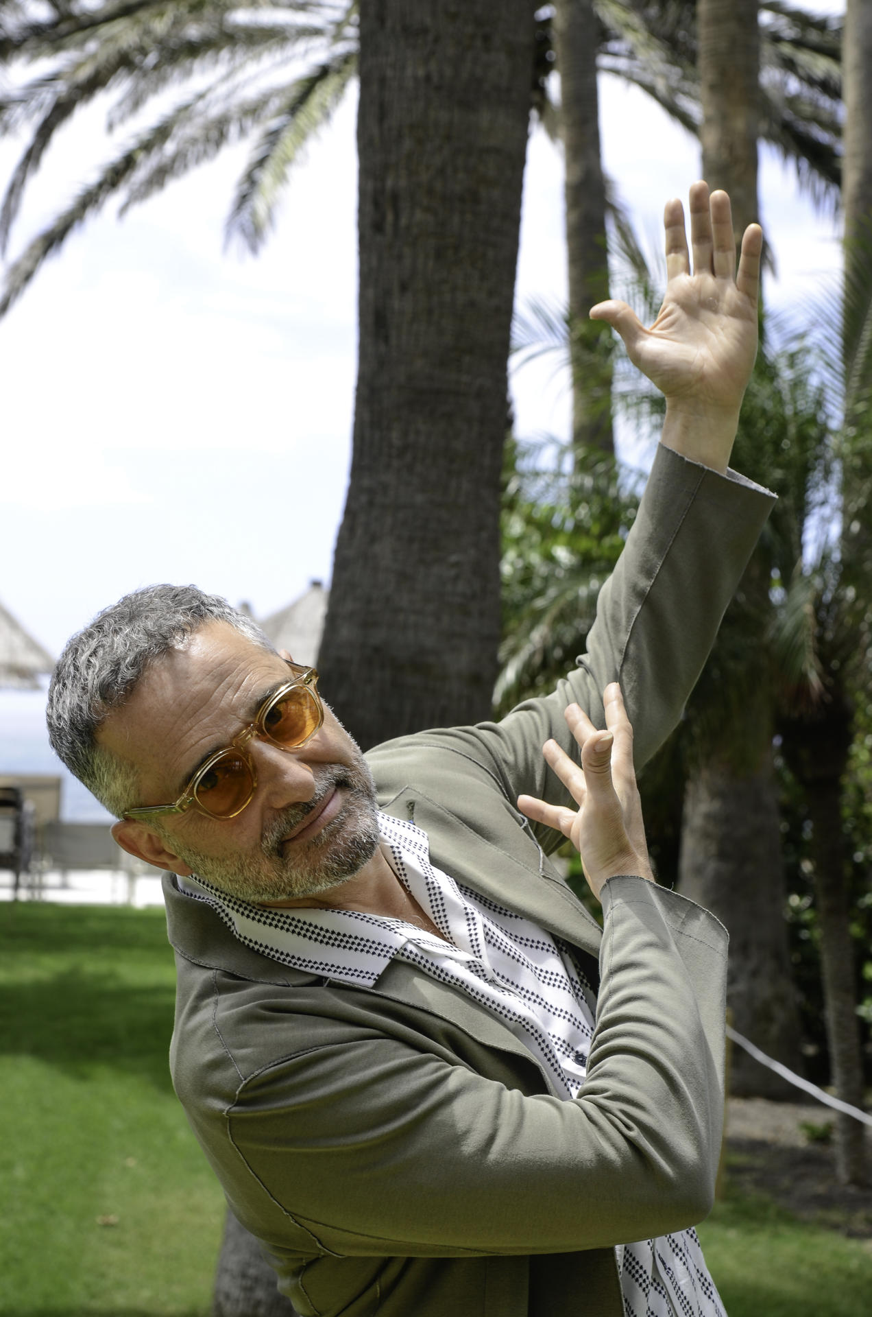 LOS LLANOS DE ARIDANE (LA PALMA) (ESPAÑA), 26/04/2025.-. El cantautor uruguayo Jorge Drexler, que se encuentra en La Palma para actuar en el festival Starmus, relata en una entrevista con EFE su implicación en la lucha contra la contaminación lumínica y la importancia de los cielos nocturnos: “Si pudiera hacer el concierto sin luz, con ese cielo como fondo, sería inmensamente feliz”.