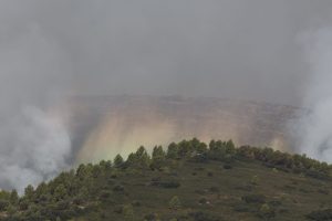 Aerial firefighting means have joint the extinction works in the wild fire in Tirig, Castellon, Spain, 09 August 2026. The fire, that started 07 august 2026, has forced the 700 residents of Cati to shelter in place as efforts continue to put off the fire that has already burnt some 244 hectares. EFE/Ana Escobar