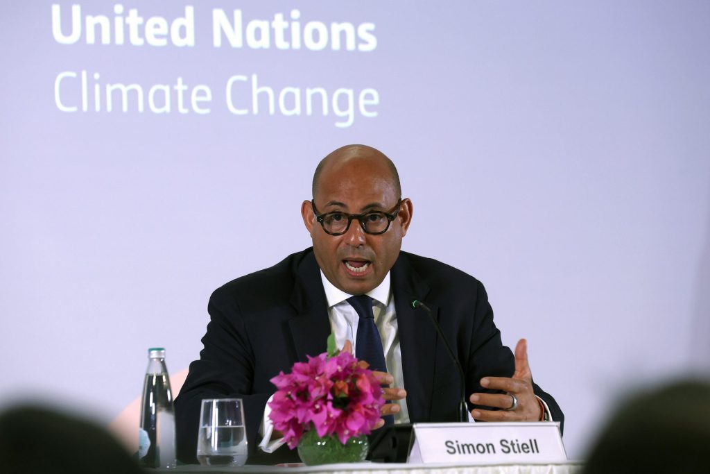 NEW DELHI (India), 21/07/2026.- Executive Secretary of the United Nations Framework Convention on Climate Change (UNFCCC), Simon Stiell, delivers a keynote address during a press conference in New Delhi, India, 21 July 2026. UN Climate Change Executive Secretary Stiell is on an official visit to India from 20 July to 22 July. (Nueva Delhi) EFE/EPA/RAJAT GUPTA